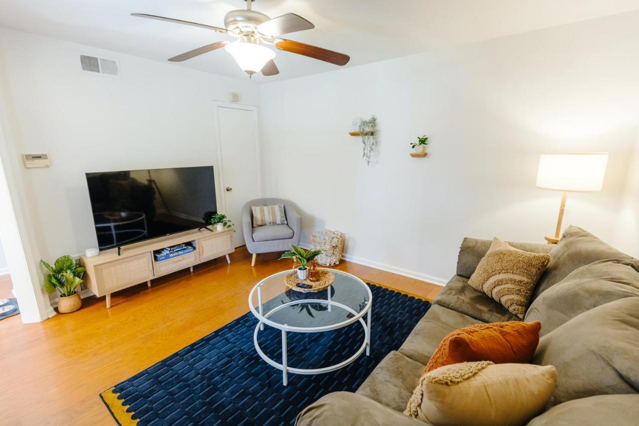 Centrally Located 2Br Overton Square Unit 2 Fast Wifi Free Parking Yes Pets Memphis Exteriér fotografie