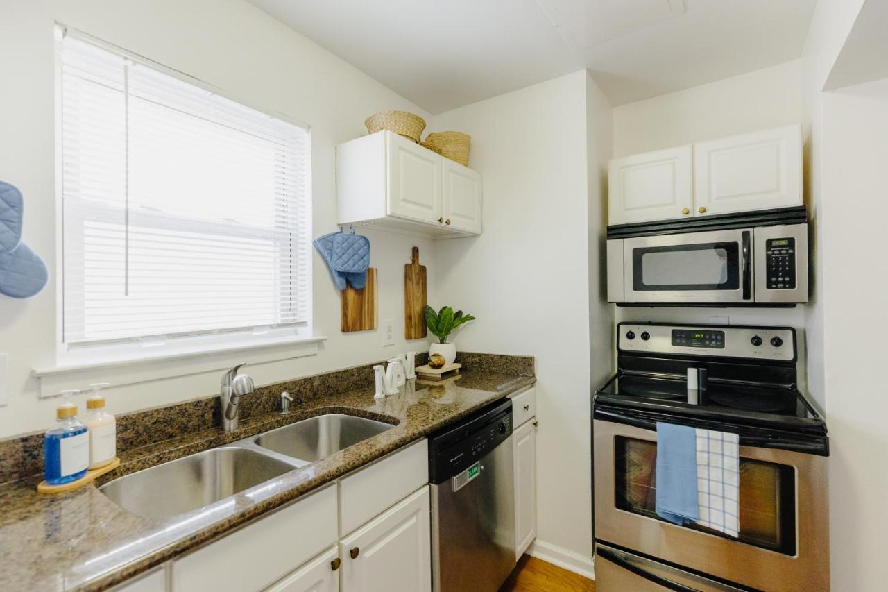 Centrally Located 2Br Overton Square Unit 2 Fast Wifi Free Parking Yes Pets Memphis Exteriér fotografie