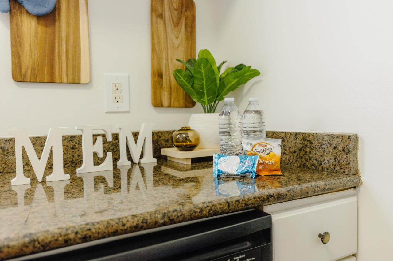 Centrally Located 2Br Overton Square Unit 2 Fast Wifi Free Parking Yes Pets Memphis Exteriér fotografie