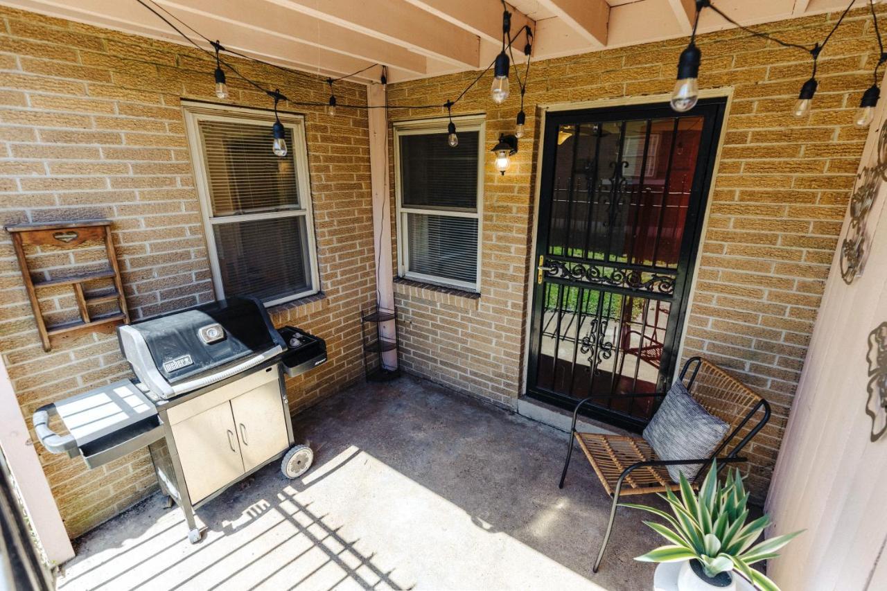 Centrally Located 2Br Overton Square Unit 2 Fast Wifi Free Parking Yes Pets Memphis Exteriér fotografie